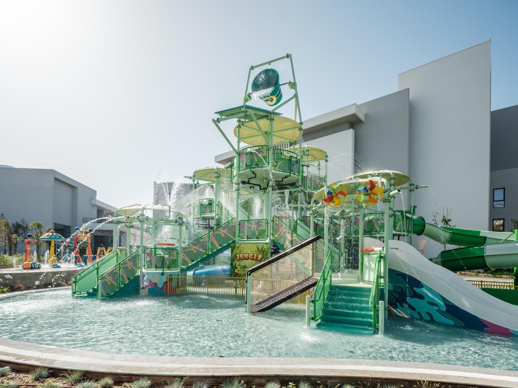 ホテル Anda Barut Collection ディディム エクステリア 写真