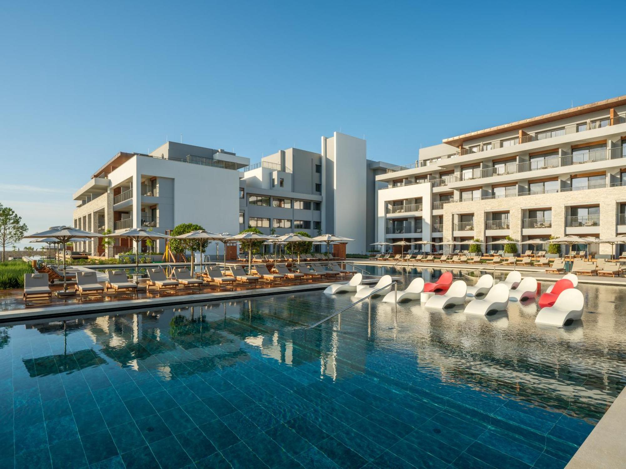 ホテル Anda Barut Collection ディディム エクステリア 写真